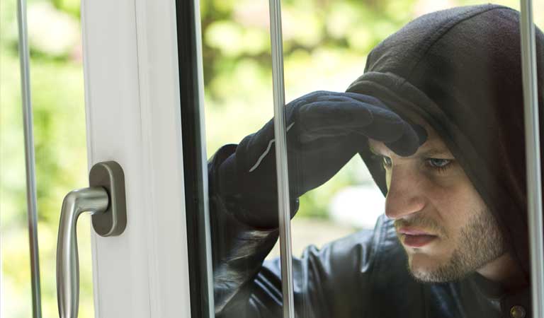 10 ways to prevent burglary